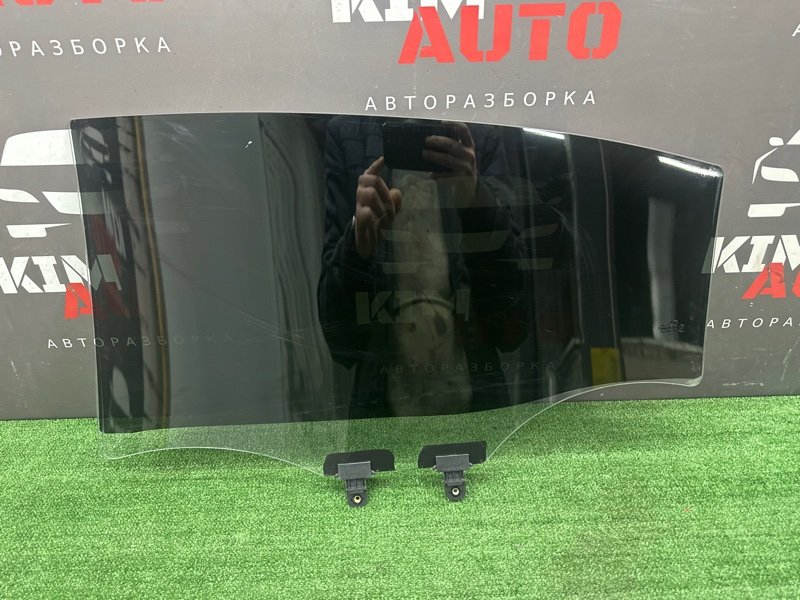 Стекло двери Kia Rio 4 2019 FB