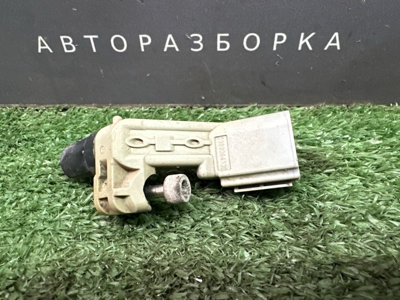 Датчик коленвала Volkswagen Polo 2012