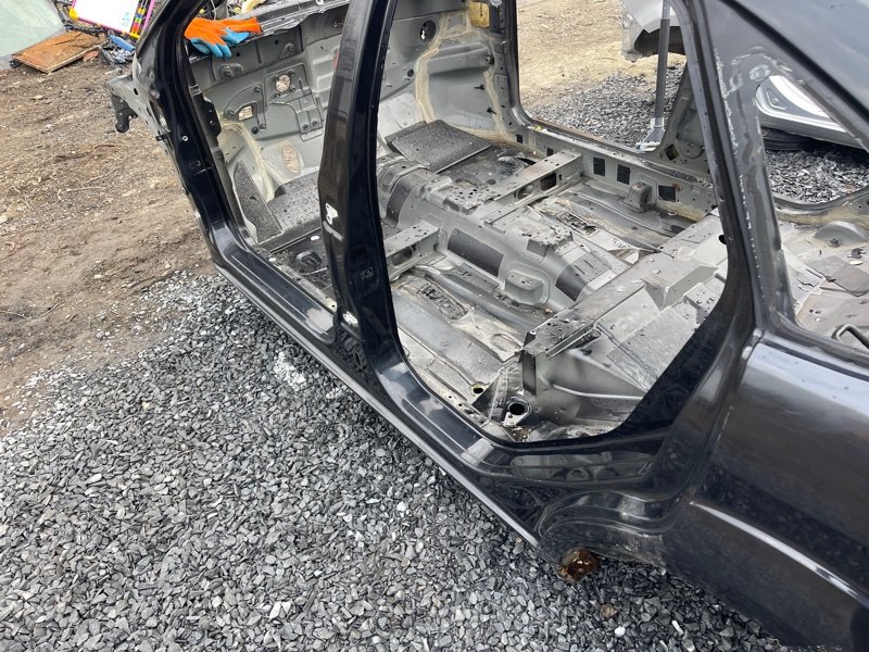 Порог со стойкой Ford Focus 2 2009 CB