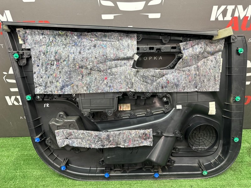Обшивка двери Kia Rio 4 2019 FB