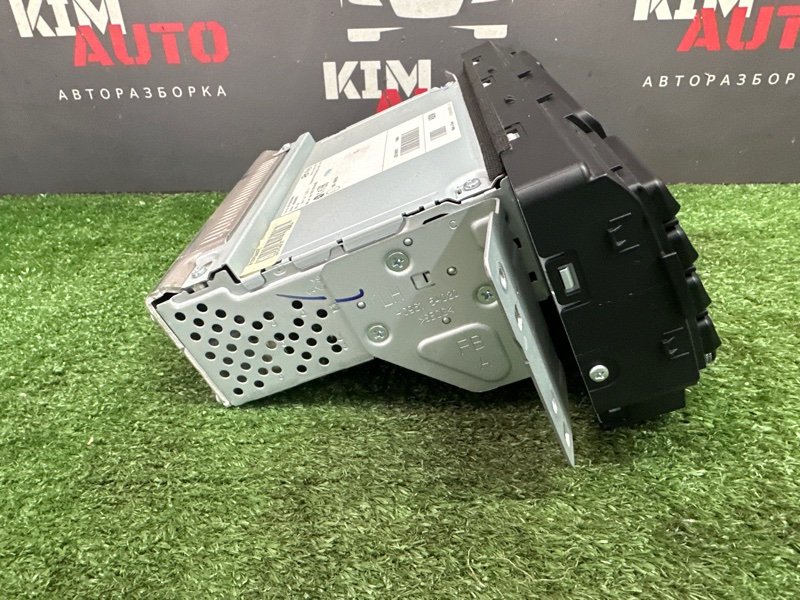 Магнитола штатная Kia Rio 4 2019 FB
