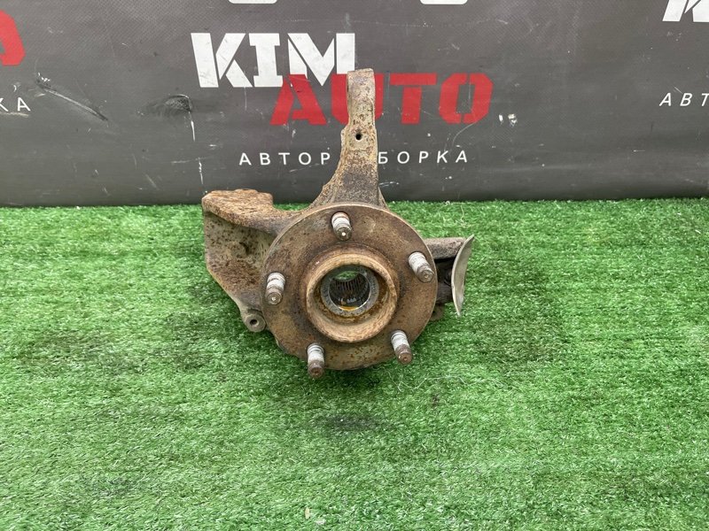Кулак поворотный Ford Focus 2 2009 CB