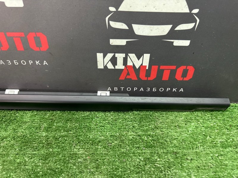 Уплотнитель стекла наружный (Бархотка) Kia Rio 4 2019 FB