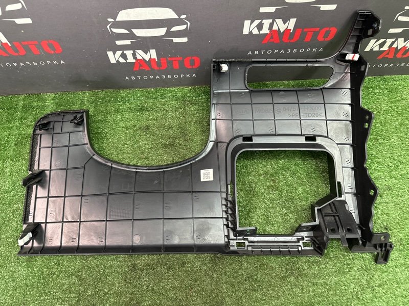 Накладка торпедо Kia Rio 4 2019 FB