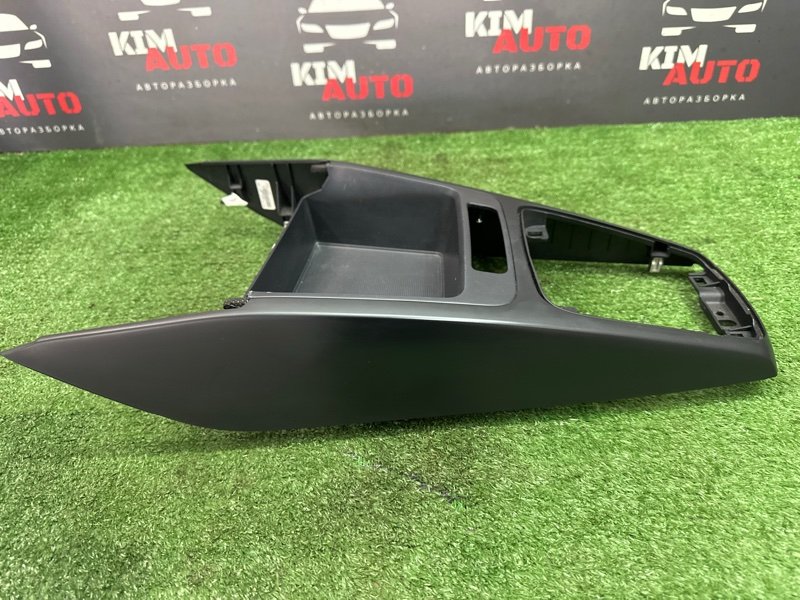 Накладка центральной консоли Kia Rio 4 2019 FB