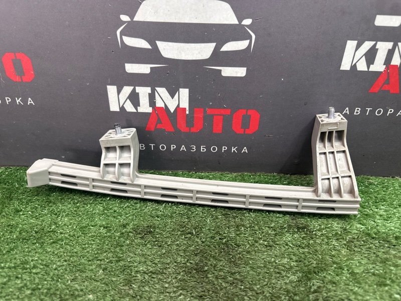 Направляющая стекла двери Kia Rio 4 2019 FB