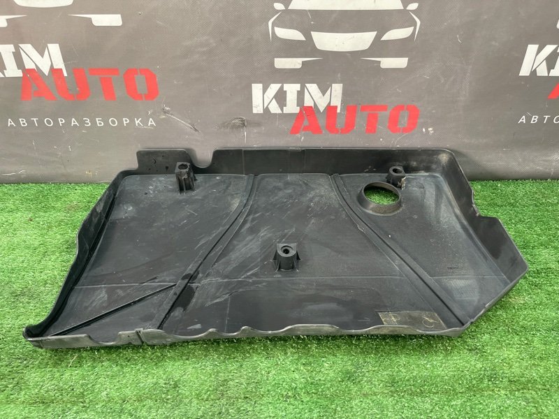 Декоративная крышка двигателя Ford Focus 2 2009 CB
