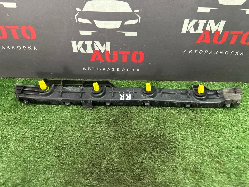 Кронштейн бампера Kia Rio 4 2019 FB