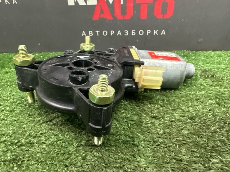 Мотор стеклоподъемника Kia Rio 4 2019 FB