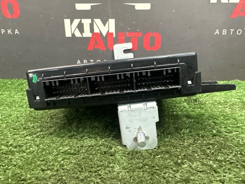 Блок комфорта(BCM) Kia Rio 4 2019 FB