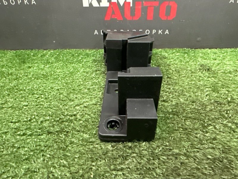 Кронштейн Kia Rio 4 2019 FB