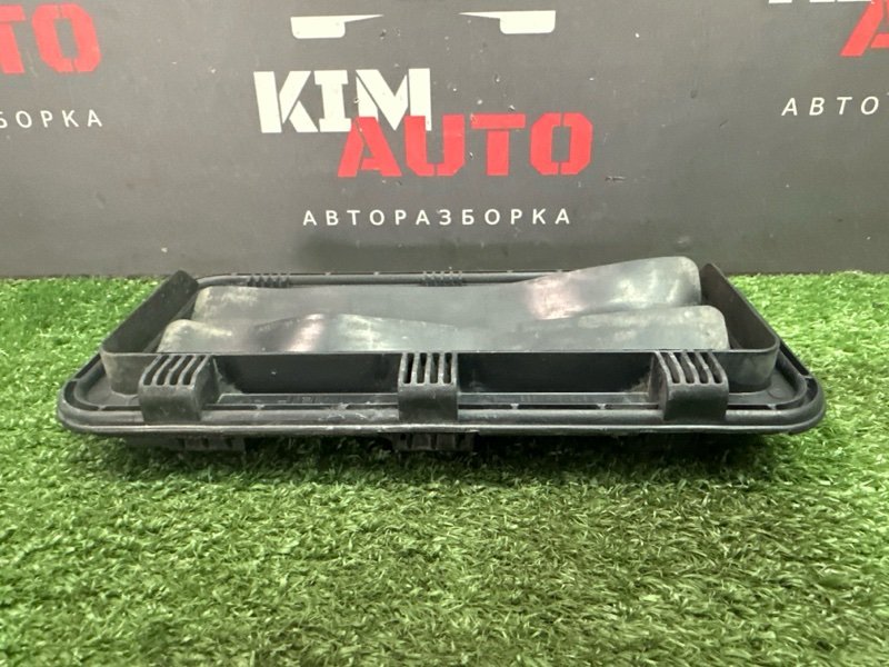 Решетка вентиляционная Kia Rio 4 2019 FB