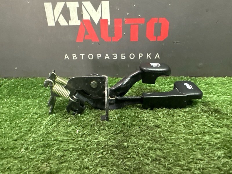 Ручка открывания бензобака и багажника Kia Rio 4 2019 FB
