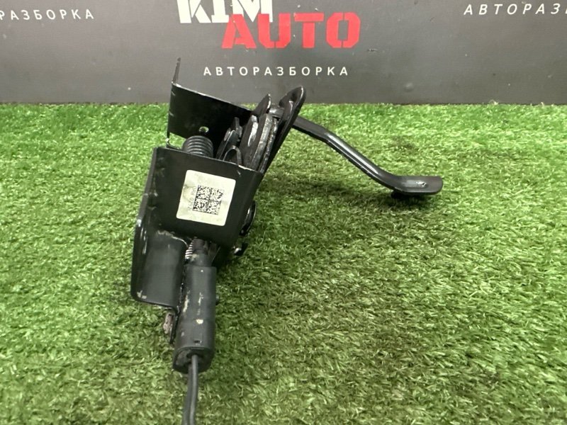 Замок капота Kia Rio 4 2019 FB