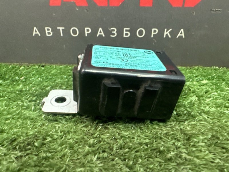 Блок иммобилайзера Kia Rio 4 2019 FB