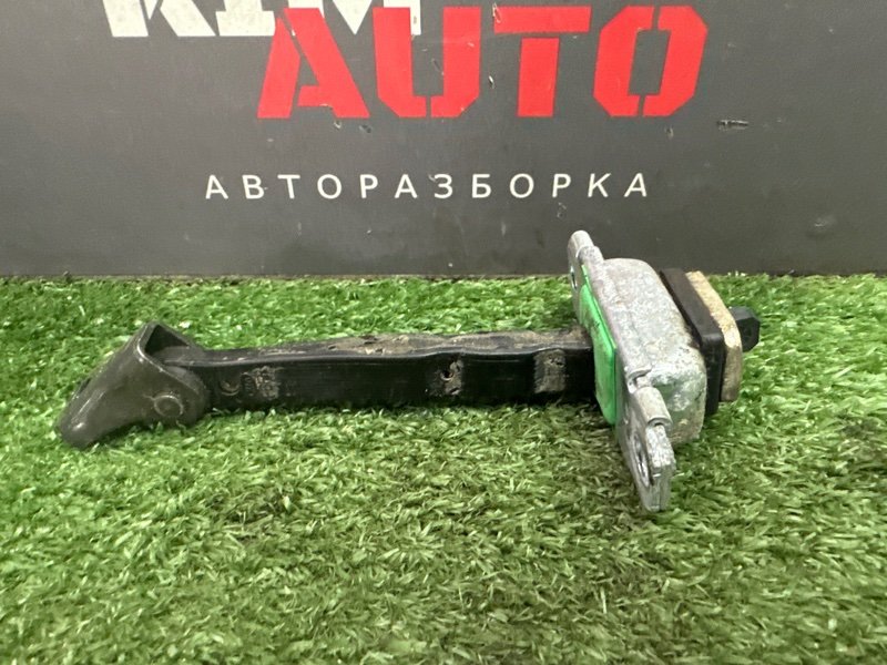 Ограничитель двери Kia Rio 4 2019 FB