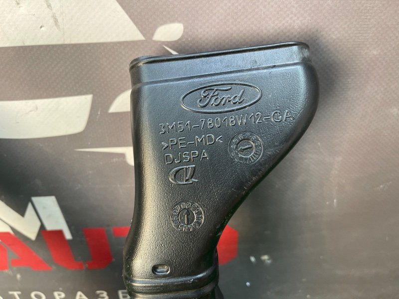 Воздуховод торпедо Ford Focus 2 2009 CB