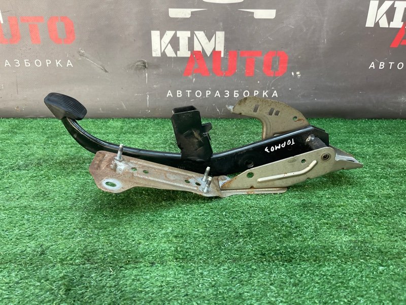 Педаль тормоза Ford Focus 2 2009 CB