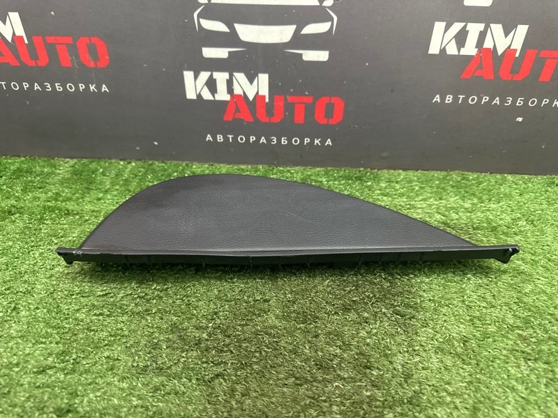 Накладка торпедо боковая Kia Sportage 3 2012 SL