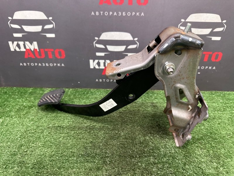 Педаль тормоза Kia Sportage 3 2012 SL