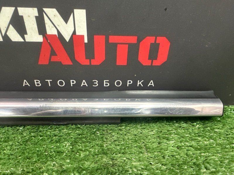 Уплотнитель стекла наружный (Бархотка) Kia Sportage 3 2012 SL