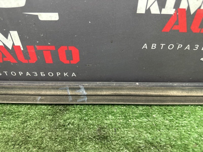 Уплотнитель стекла наружный (Бархотка) Kia Sportage 3 2012 SL
