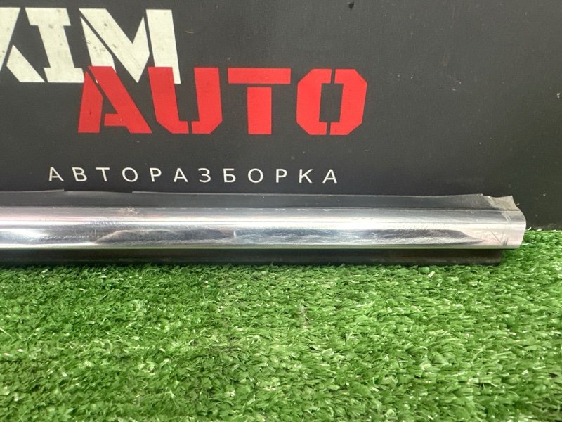 Уплотнитель стекла наружный (Бархотка) Kia Sportage 3 2012 SL