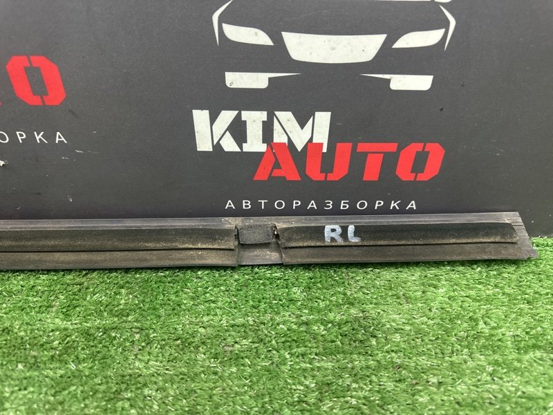 Уплотнитель стекла наружный (Бархотка) Kia Sportage 3 2012 SL