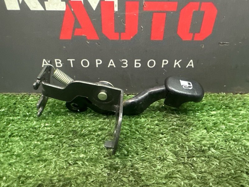 Ручка открывания бензобака Kia Sportage 3 2012 SL