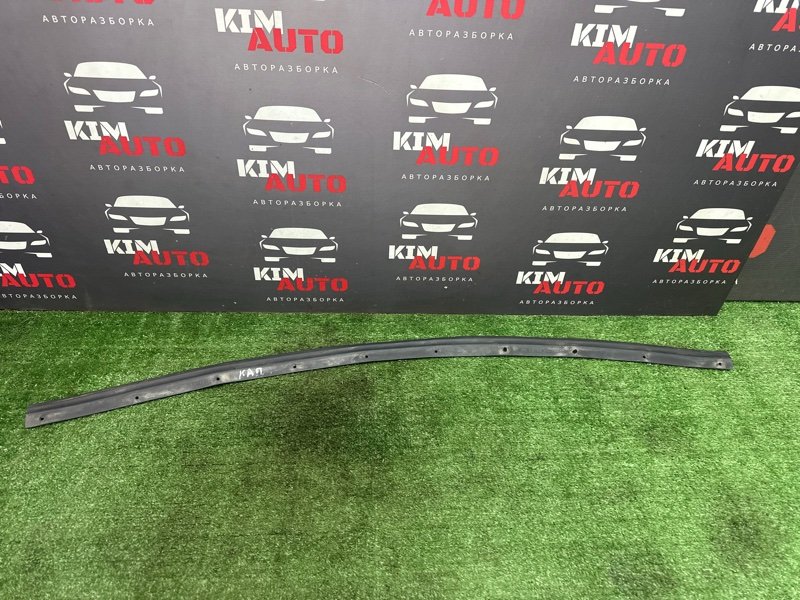 Уплотнитель капота Kia Sportage 3 2012 SL