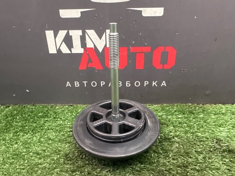 Болт крепления запасного колеса Kia Sportage 3 2012 SL
