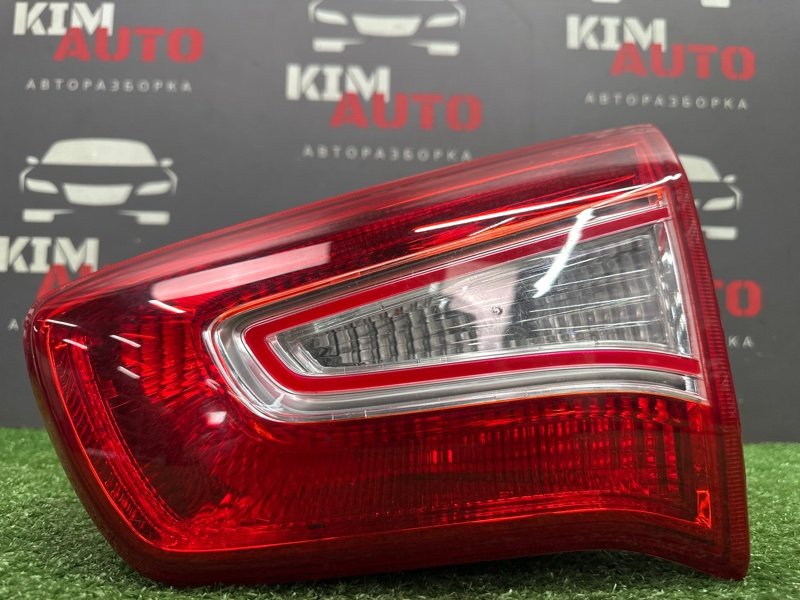 Фонарь в крышку багажника Kia Sportage 3 2012 SL