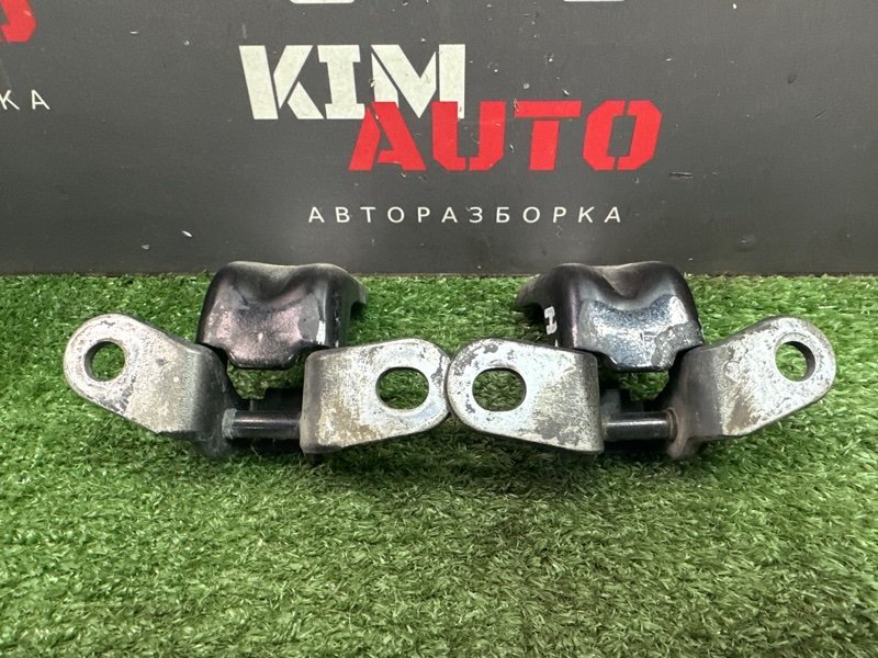 Петли двери Kia Sportage 3 2012 SL