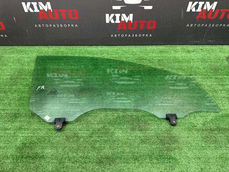 Стекло двери Kia Sportage 3 2012 SL