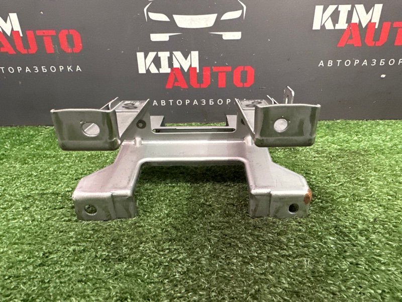 Кронштейн подлокотника Kia Sportage 3 2012 SL