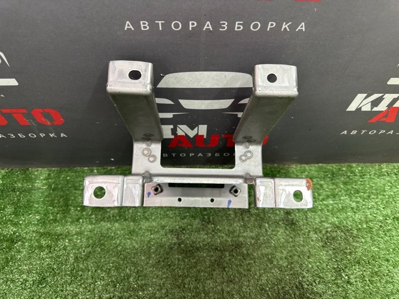 Кронштейн подлокотника Kia Sportage 3 2012 SL