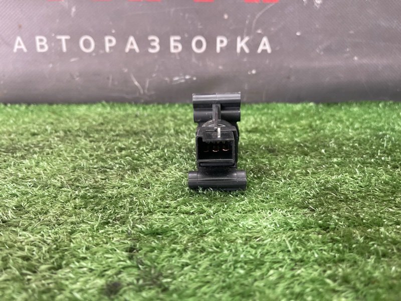Выключатель подачи топлива Ford Focus 2 2009 CB