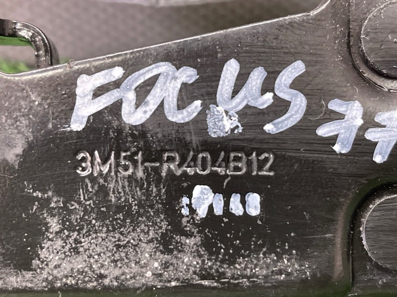 Ответная часть замка багажника Ford Focus 2 2009 CB