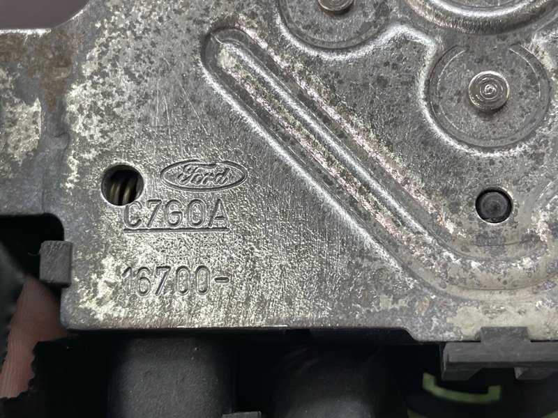 Замок капота Ford Focus 2 2009 CB