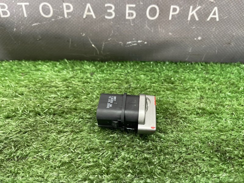 Кнопка аварийной сигнализации Ford Focus 2 2009 CB