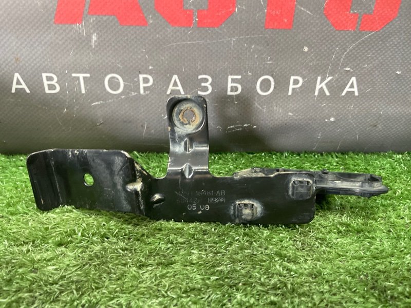 Кронштейн Ford Focus 2 2009 CB