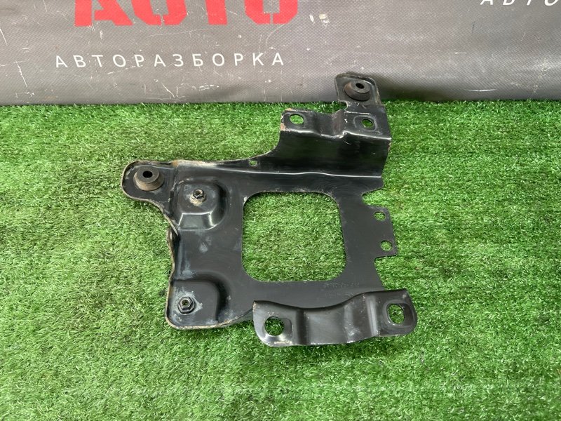 Кронштейн АКБ Ford Focus 2 2009 CB