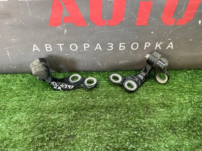 Петли двери Ford Focus 2 2009 CB