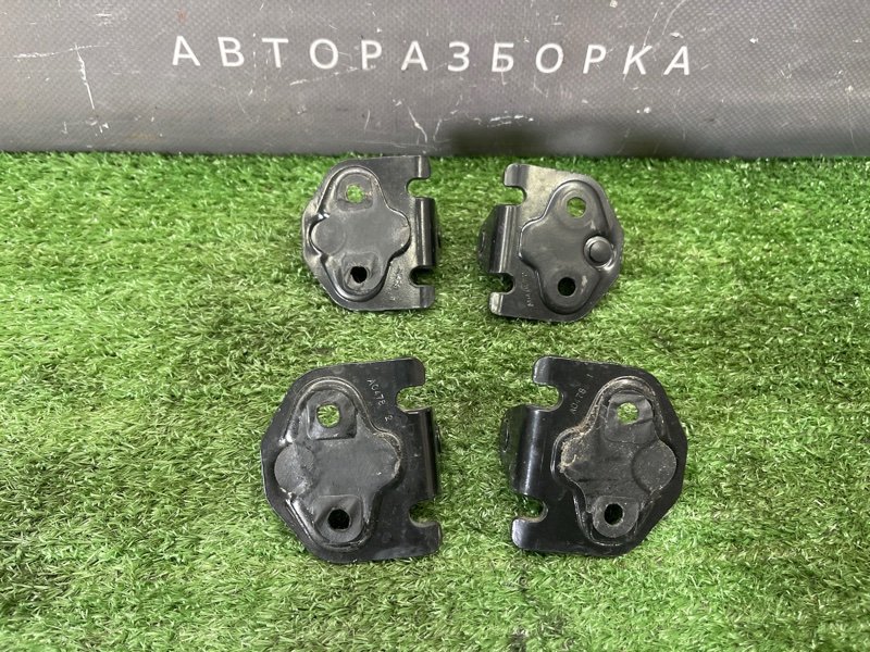 Ответная часть замка двери Ford Focus 2 2009 CB