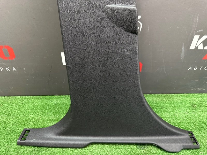 Накладка центральной стойки нижняя Ford Focus 3 2012 MK3