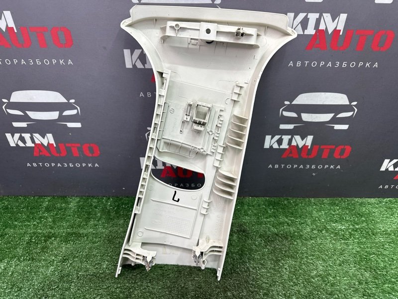 Накладка центральной стойки верхняя Ford Focus 3 2012 MK3