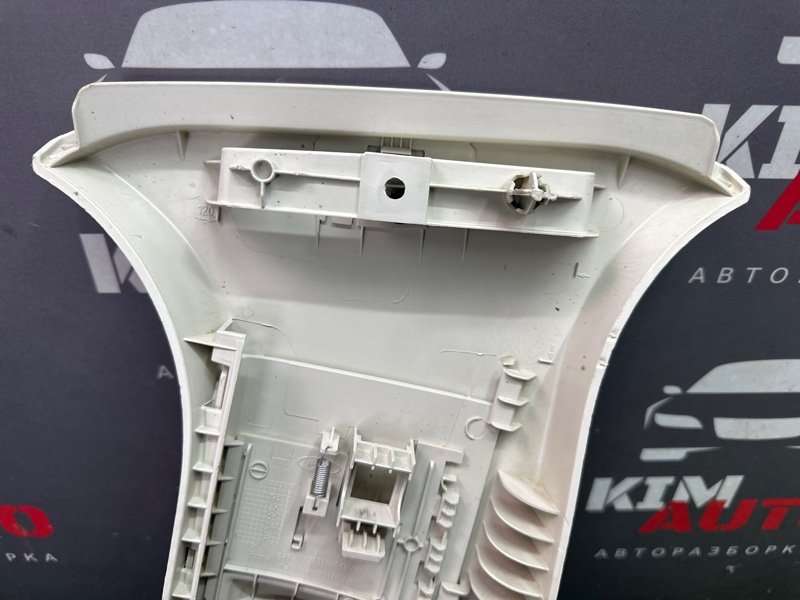 Накладка центральной стойки верхняя Ford Focus 3 2012 MK3