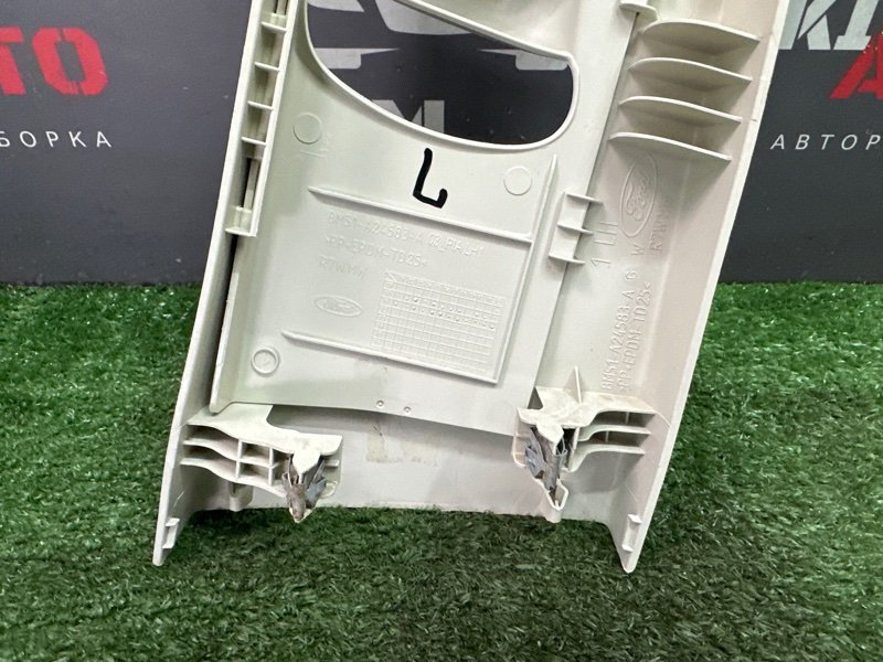 Накладка центральной стойки верхняя Ford Focus 3 2012 MK3