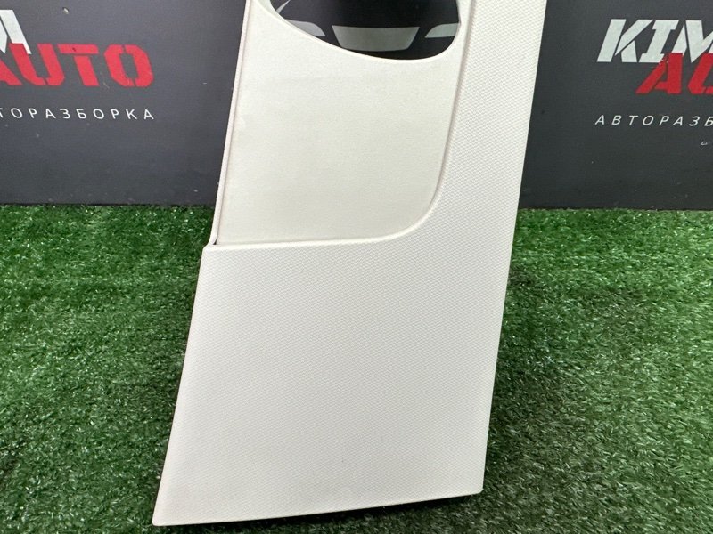 Накладка центральной стойки верхняя Ford Focus 3 2012 MK3