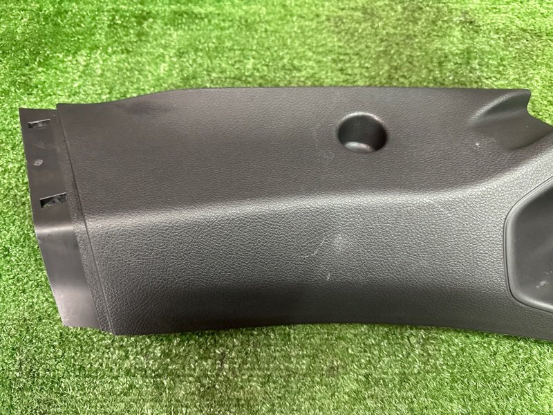 Накладка стойки нижняя Ford Focus 3 2012 MK3